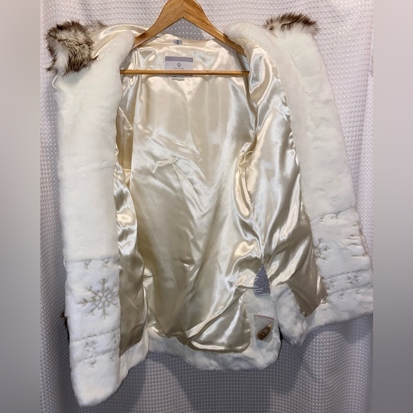 Women’s NUAGE vintage Faux Fur Hooded Parka with Satin Lining sz small NWT - Picture 13 of 16